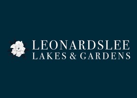 Leonardslee Lakes & Gardens 标志