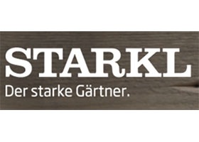 Starkl 园艺中心标志，木纹底上的白色 STARKL 字样和 Der starke Gärtner. 标语