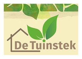 荷兰 De Tuinstek 苗圃 logo，淡黄底配绿叶与房屋图标加 De Tuinstek 字样
